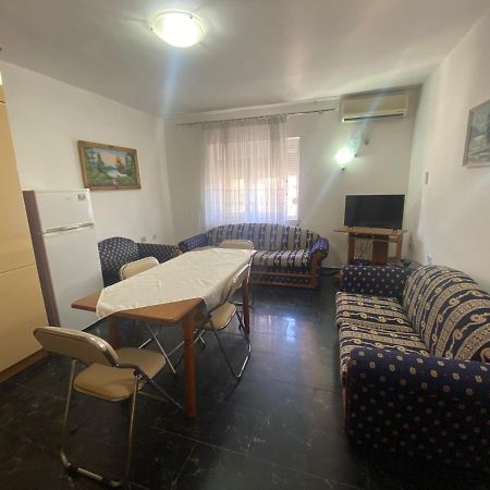 Pina'S House Apartment Vlore Exterior photo